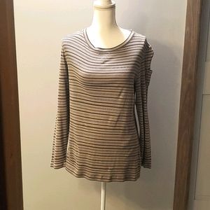 Womens Long Sleeve T-Shirt.   Size 1X